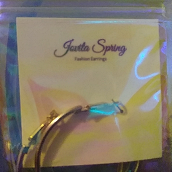 JovitaSpring 2 inch hoops - Picture 2 of 2